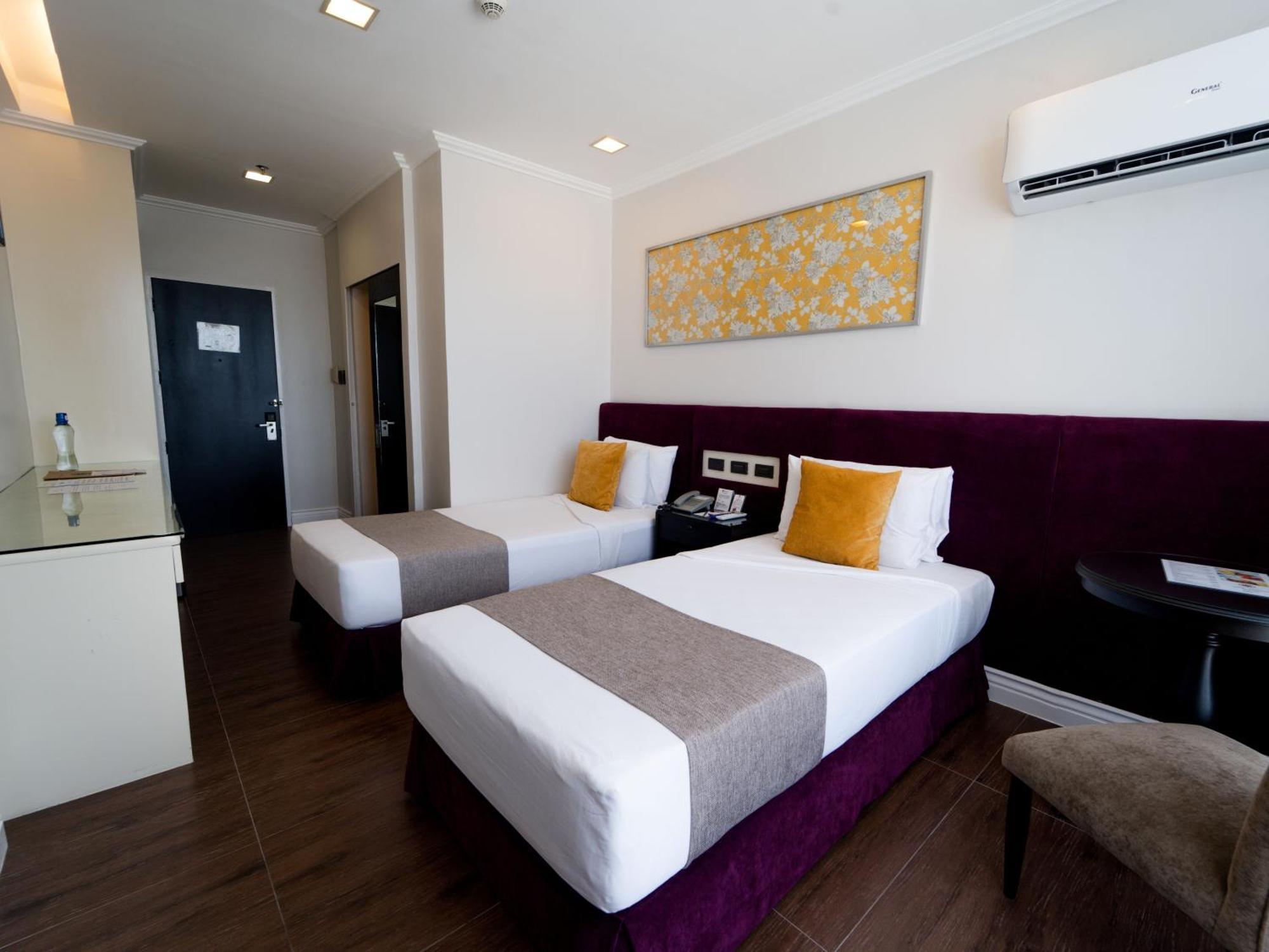 Metrocentre Hotel Tagbilaran Dış mekan fotoğraf