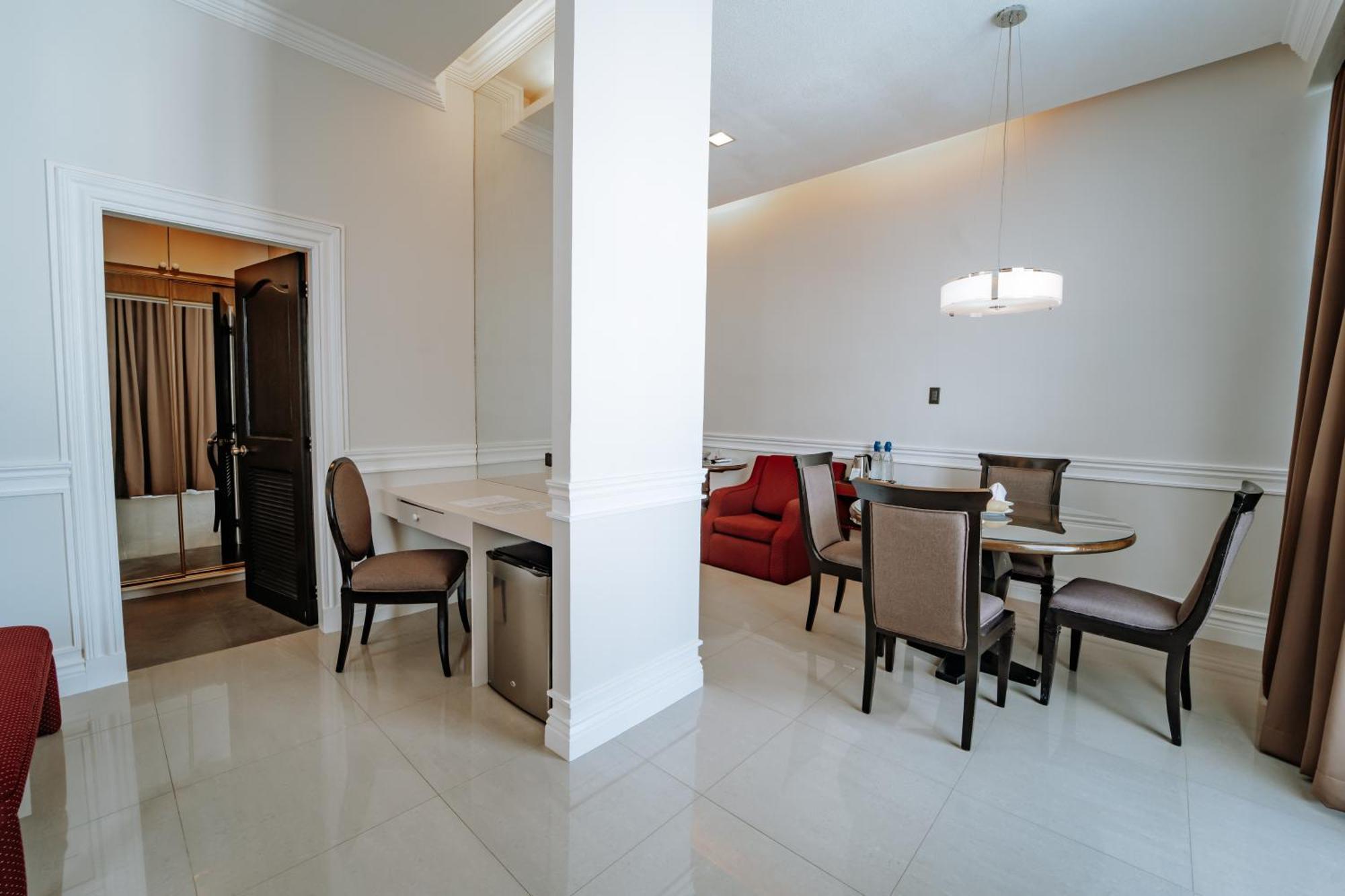 Metrocentre Hotel Tagbilaran Dış mekan fotoğraf